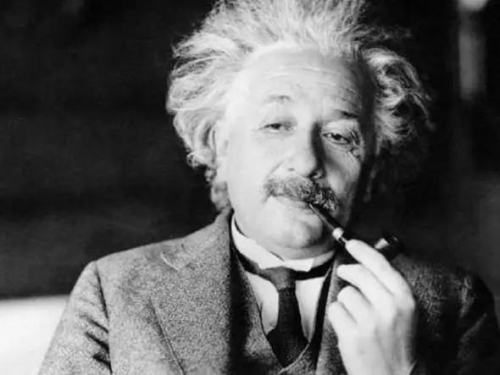 為何會夢到離世的親人？是日有所思夜有所夢嗎？愛因斯坦說出答案