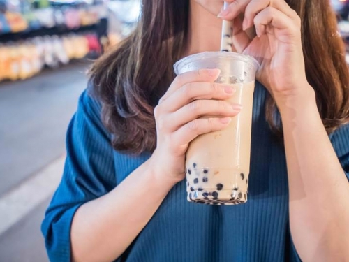 手搖飲霸主殞落！他點名「當年風光如今全滅」飲料品牌：昔與 50 嵐平起平坐