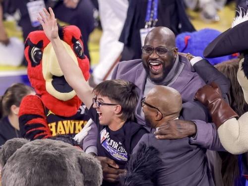 NBA明星賽》大號三分射贏里拉德！18歲大學生勇奪320萬獎金