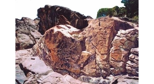 賀蘭口天然神廟　太陽神岩畫重寶