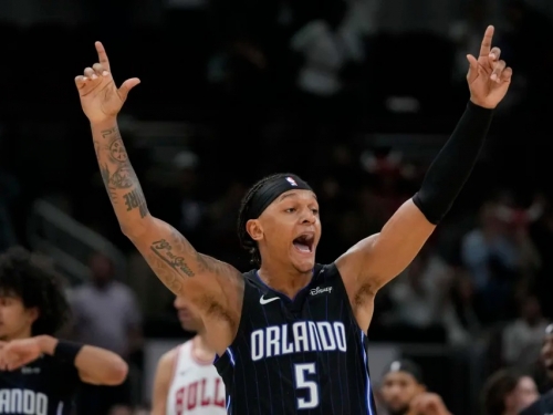 NBA》0.1秒挑戰人體投籃極限！班切羅超遠距離壓哨球進不算急跳腳