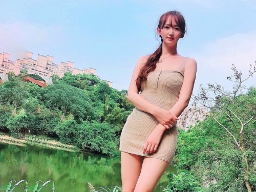 高挑正妹「Sansa珊莎」108公分腿長太逆天　凹凸有致的曲線讓人著迷