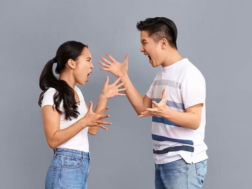 拒絕人際情勒！最常聽到的 5 句「隱藏式話語」...擺脫「我是為你好」魔咒