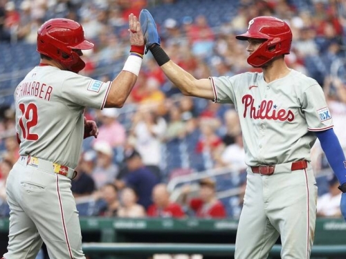 MLB》球迷喊MVP！史瓦柏炸裂再度並列大谷翔平 追平隊史最狂偉業