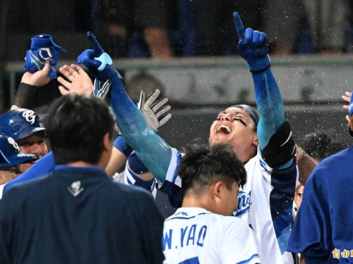 中職》感謝「那位投手」沒有閃他 張育成賽後超振奮