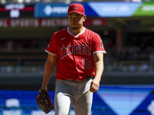 MLB》崩盤！2局被KO挨9安4BB 領20.6億的菊池雄星又吞敗一勝難求