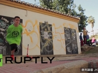 雙腳跑酷low掉了！　西國「截肢男童」單腳飛奔感動網友