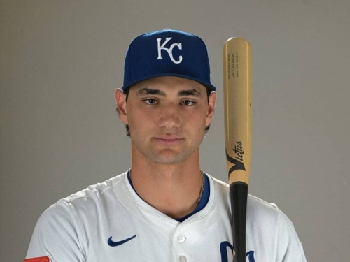 MLB》曾被譽為美版大谷！皇家大物「一刀流」打3A火速升大聯盟