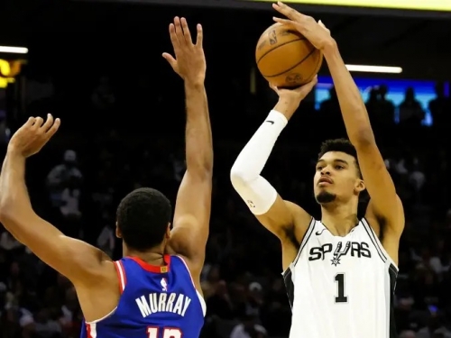 NBA》Wembanyama全能秀！再度拿下大三元　馬刺127：125擊敗國王