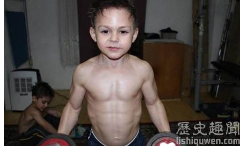 世界最強壯男孩：10歲不到便打破世界紀錄