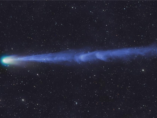 天文迷記得天黑抬頭看 70年出現1次明亮彗星