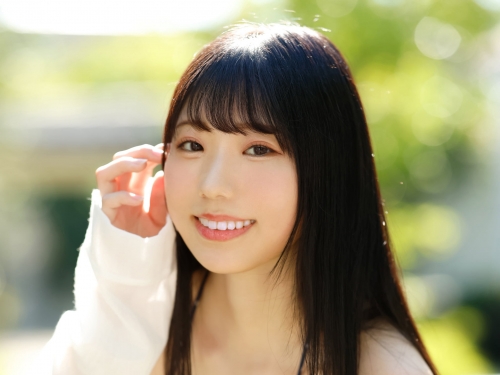 價值一億元的超強BODY！新人女優「百田光希」風光出道，J奶細腰就是值錢