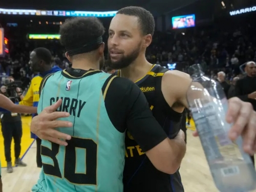 NBA》勇士128：92戰勝黃蜂！Curry砍15分　Butler交易後首次4連勝