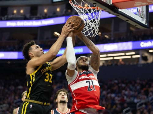 NBA》勇士新秀連兩場交雙十表現 教頭讚賞傳球特質、相似柏格特