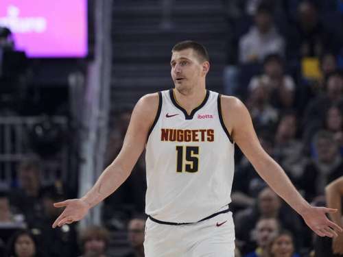 NBA》柯瑞只進1顆三分球 約基奇連3戰大三元助隊擊退勇士