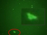 《UFO獵手在澳洲墨爾本上空發現三角「外星人超級建築」》