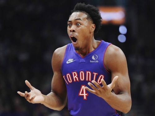 NBA》新龍王落漆、56億後衛傷退 暴龍主場開幕戰遭騎士痛宰30分