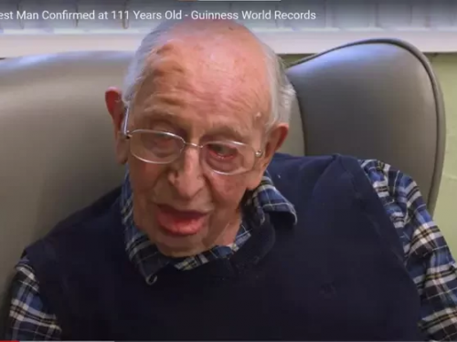 新科「世界最長壽的男人」！英國111歲爺爺曝習慣：每周吃炸魚薯條