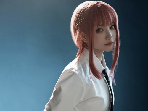 外型絕美到不科學！中國 Cosplay 帥嘤嘤神還原《新世紀》綾波零、《鏈鋸人》真紀真！