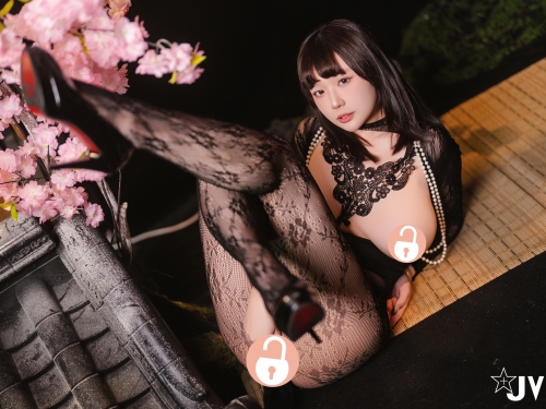 忍術勃起術！巨乳癡女忍者出任務　不榨乾到最後一滴是不會停的