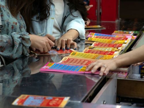 砸2660萬買彩券只中2305萬 男怒告店家竟勝訴獲賠
