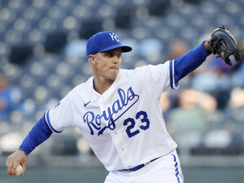MLB》狂！僅用44球繳出5局無失分 39歲塞揚「Z魔神」奪本季首勝