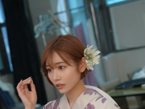 河北彩伽跟青梅竹馬看煙火大會，十年未見一告白就開始「大幹特幹」！