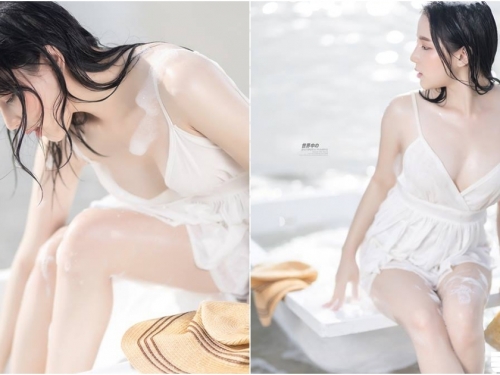 沙灘上洗澡！「白嫩美乳妹」海邊浴缸內濕身！雪白肌膚閃閃發光！
