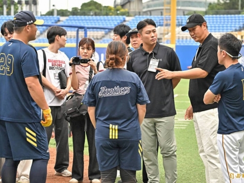 中職》李大浩選手時代有多強？ 引退年讓魔力藍印象深刻