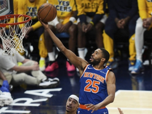 NBA》去年用5張首輪籤換他！ 尼克4年45億續約側翼好手「大橋」