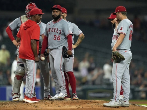 MLB》防禦率高達7.15！ 生涯144勝明星右投「搖擺人」遭天使DFA