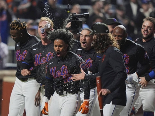 MLB》林多敲身穿大都會球衣的首發再見轟 同時達成生涯250轟