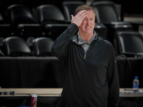 NBA》今夏才剛上任 里拉德恩師突然辭去公鹿助教一職