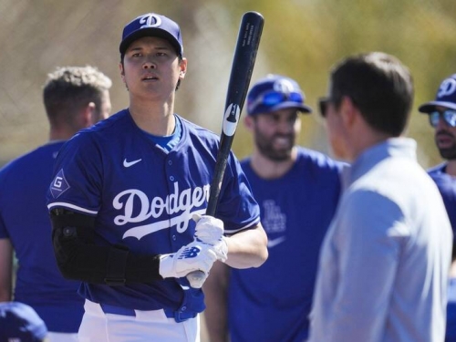 MLB》大谷翔平+道奇黃金組合成大批媒體寵兒 主帥提醒球員1件事