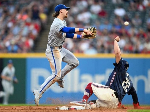 MLB》雙響砲4打點卻成輸球戰犯 小惠特離譜暴傳害皇家遭逆轉