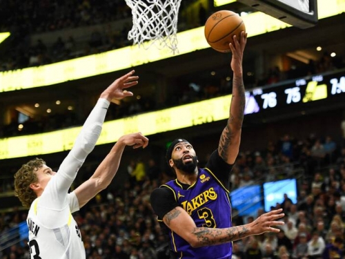 NBA》D.羅素大爆發轟39分、AD大三元！ 少了詹皇的湖人還是2連敗