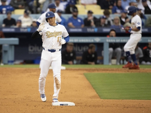 MLB》大谷翔平道奇主場開幕戰炸裂！ 猛敲怪力反方向彈
