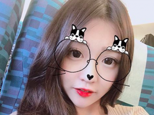 這個我可以！costco翹臀正妹「李萱」美乳頂貨櫃，內衣照果然「真相驚人」長輩有點兇...