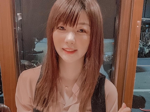 甜美牙科助理「劉莛稀」是個吃貨　清新氣質讓人好戀愛
