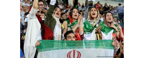 40年來第一次 伊朗女性獲準進球場看球賽