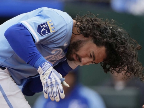 MLB》頭部近身球後下球159KM爆頭 守護者終結者向對手致歉