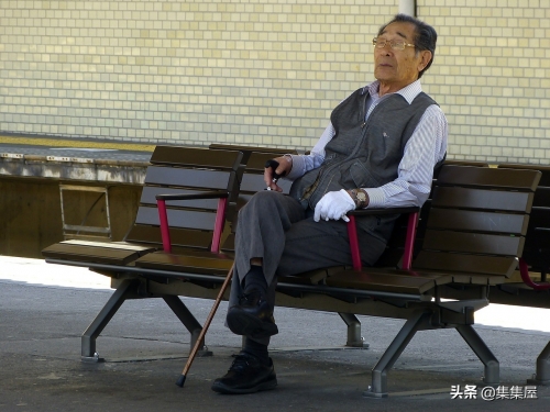 道歉成為一種專業職業？縱觀世界，可能只存在日本的5個奇葩職業
