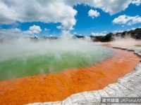 世界五大致命溫泉 下去別想上來