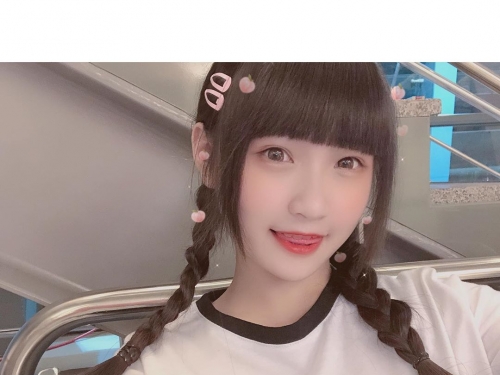 15歲超嫩妹「王翊珊」甜萌氣質彷彿初戀　網友：「讓哥哥好好疼愛」