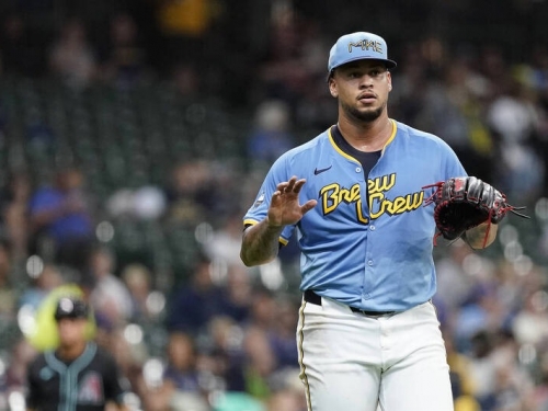 MLB》慘！休賽季以11億約加盟大都會 蒙塔斯掛傷將缺陣6至8週