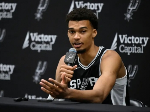 NBA》Wembanyama「長肉」了！本季體重暴增11公斤　體重破百身材更厚實