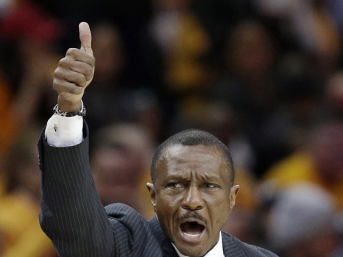 主場遭騎士橫掃自尊心受創 暴龍教頭:第四戰全力拿勝！