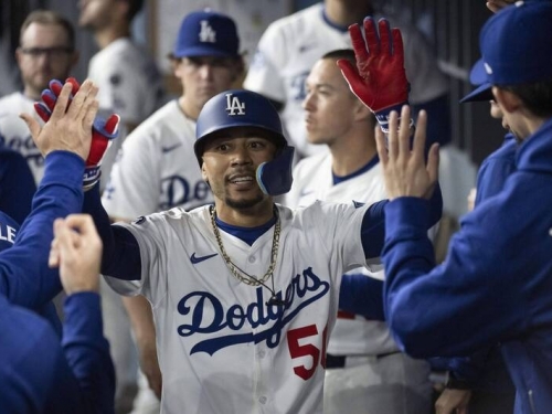 MLB》與大谷背靠背開轟上演雙響砲！貝茲寫道奇生涯里程碑卻不開心