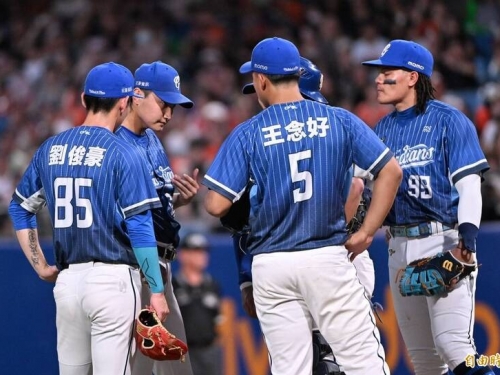 中職》「統一尚勇」震撼新莊城堡 李東洺生涯首次投手犯規掉分