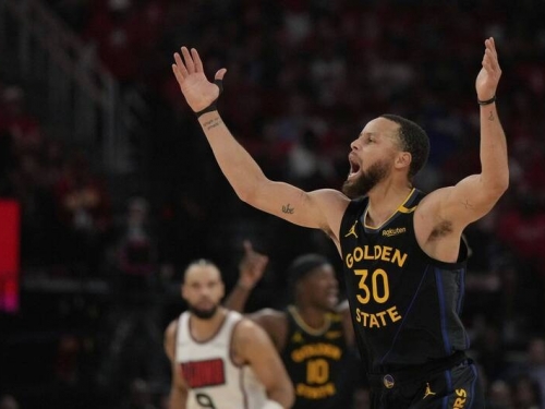 NBA季後賽》柯瑞第四節砍14分 勇士贏火箭以4：3晉級次輪